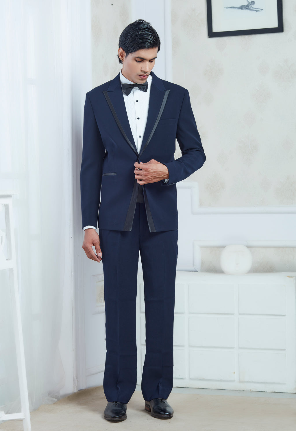 Blue Tuxedo Set With Satin Pipin