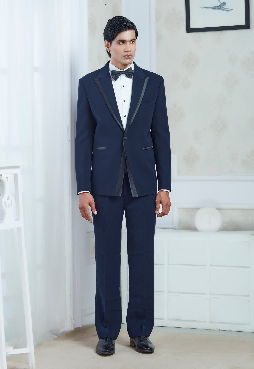 Blue Tuxedo Set With Satin Pipin