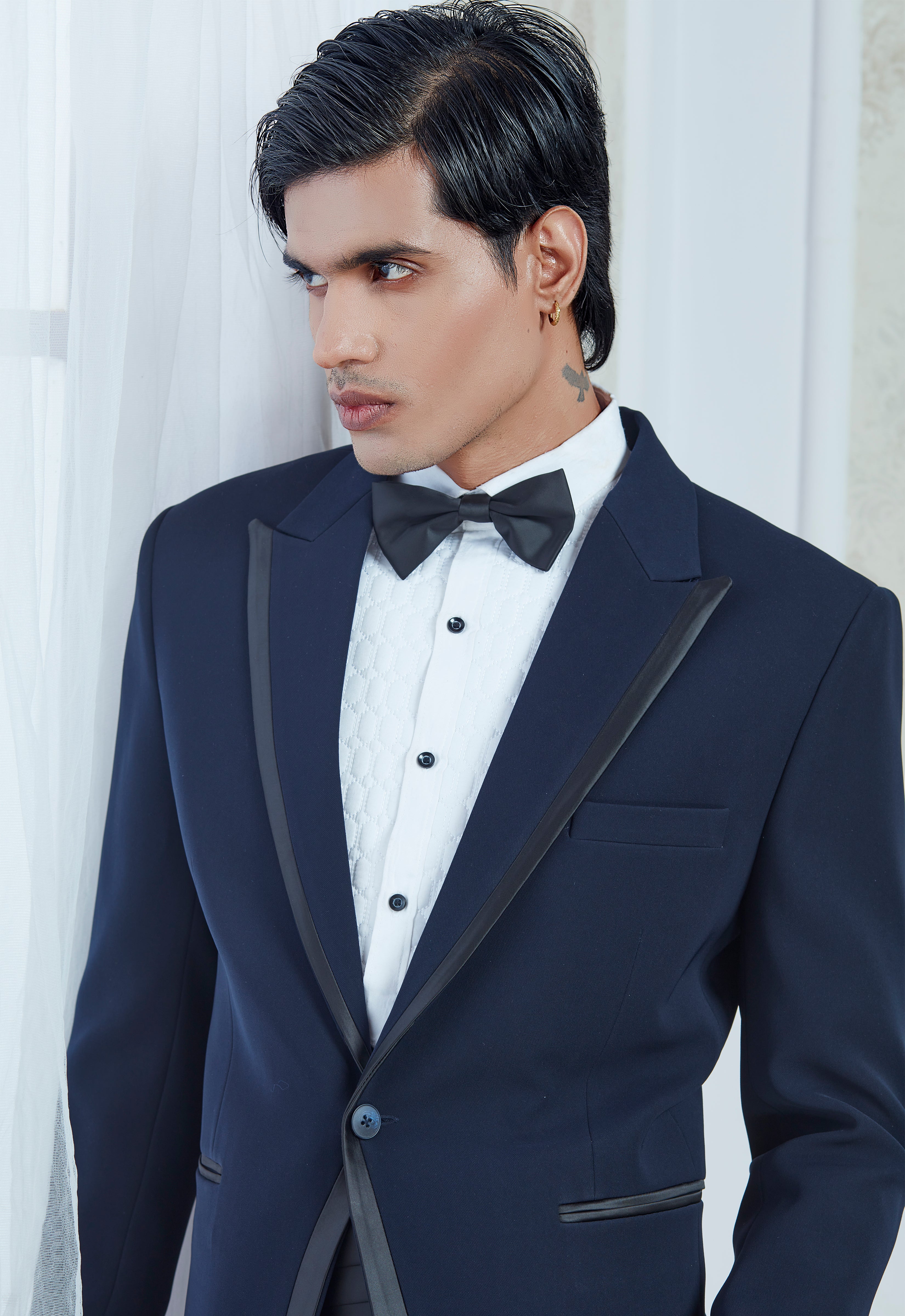 Blue Tuxedo Set With Satin Pipin