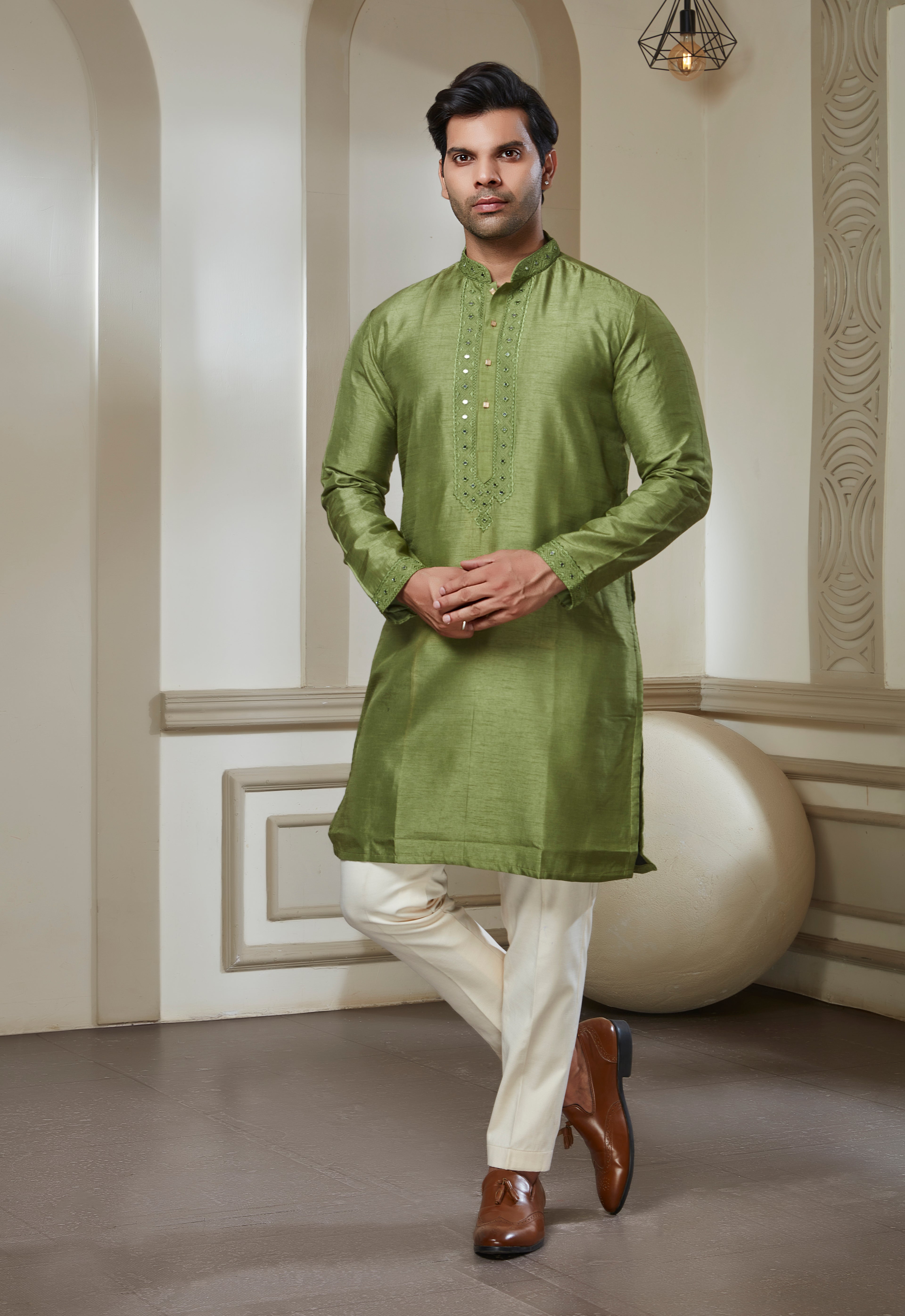 Embroidered Kurta And Pant Set