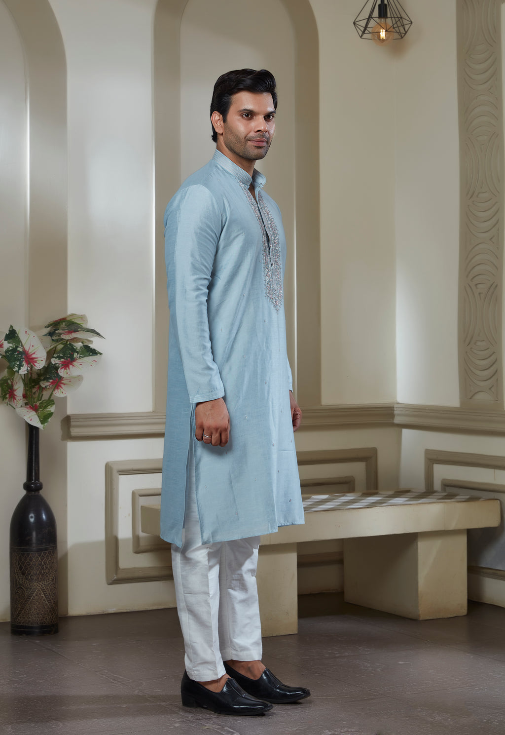 Blue Embroidered Kurta With Pant Set